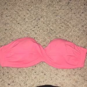 VICTORIA’S SECRET BANDEU SWIMTOP
